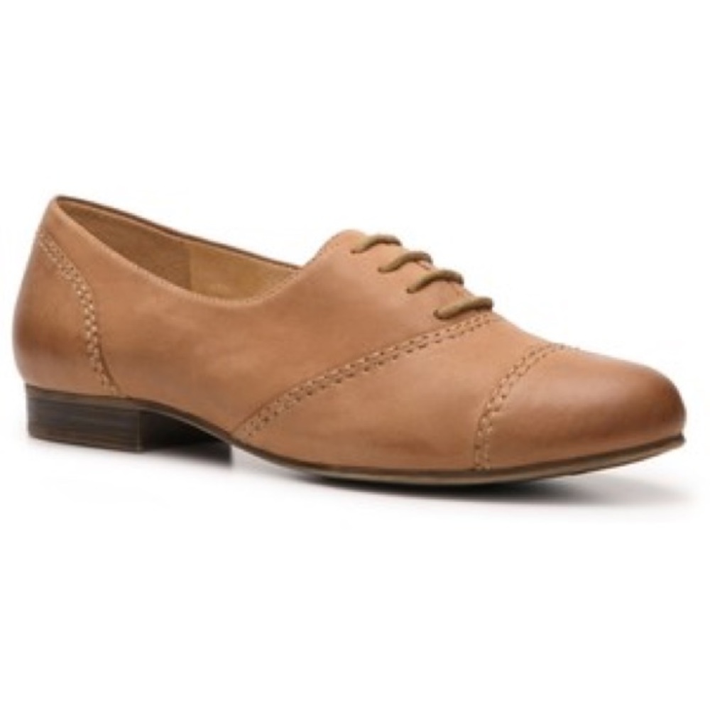 Naturalizer Women’s Lonnie Lace Up Loafer